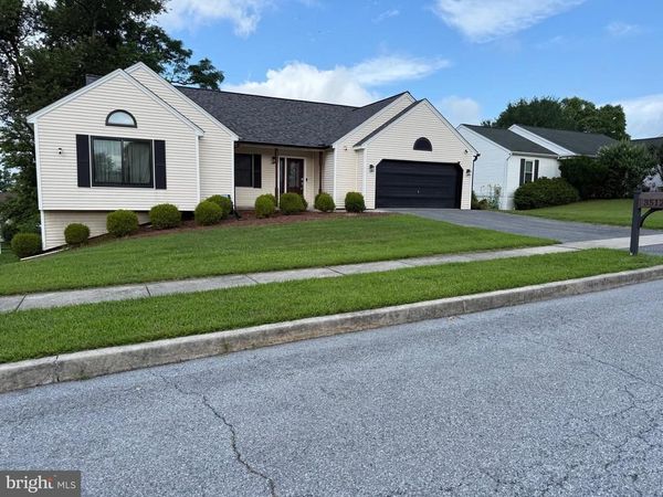 3512 ATHENA AVENUE, HARRISBURG, PA 17110