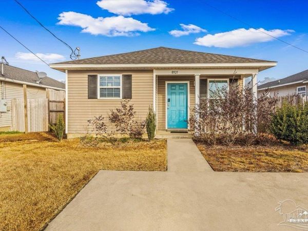 8921 Camshire Cir, Pensacola, FL 32507