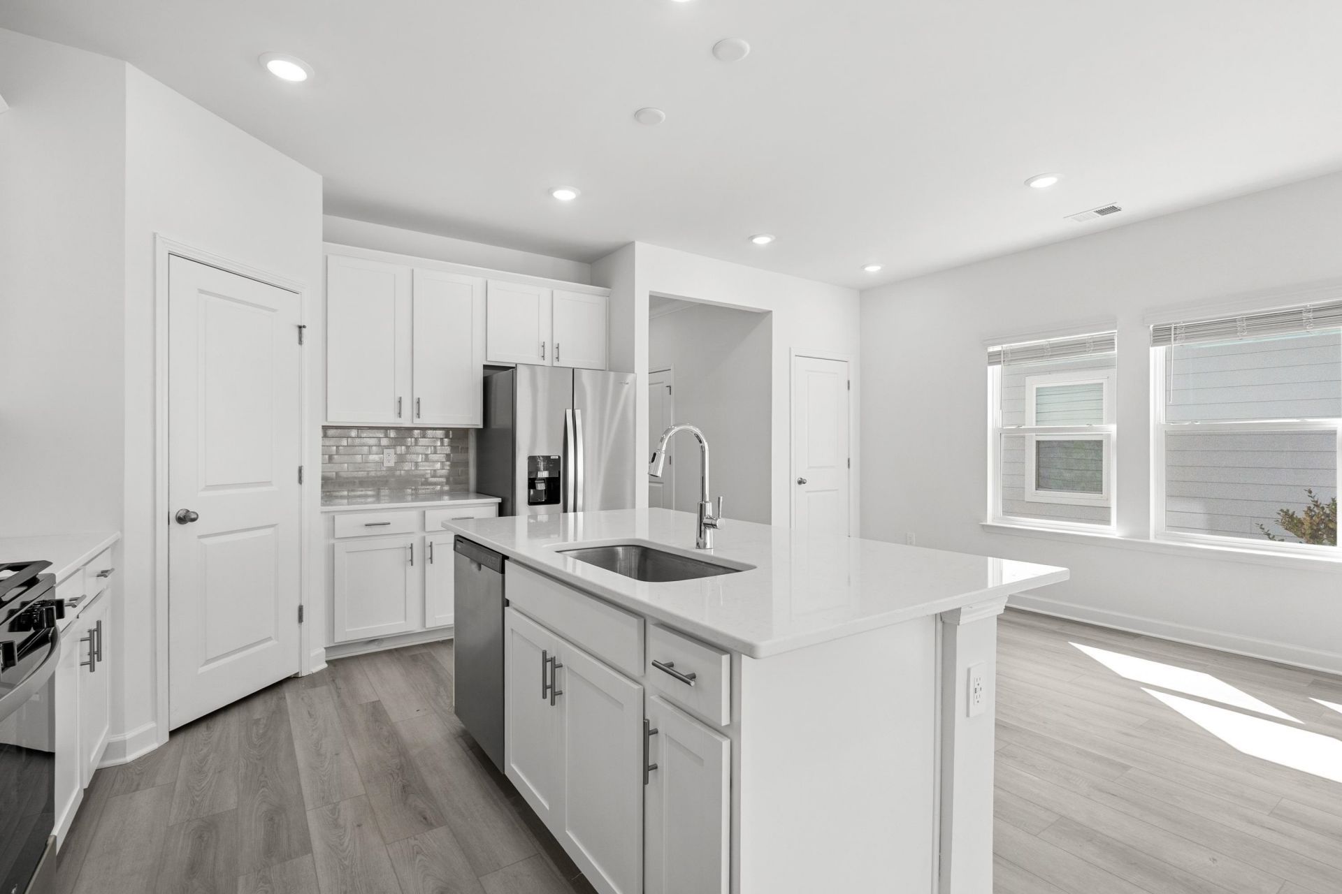 8247 Essence Dr. Photo 17