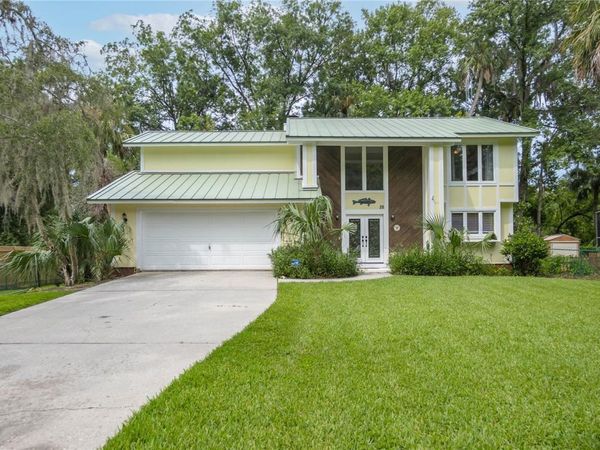 28 RIVERTRAIL DRIVE, INGLIS, FL 34449