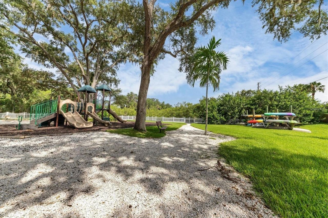 4627 Barracuda Drive, Bradenton, FL 34208 Photo