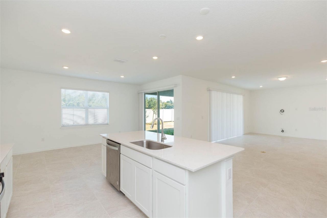 3044 Forest Meadow Avenue, Valrico, FL 33594 Photo