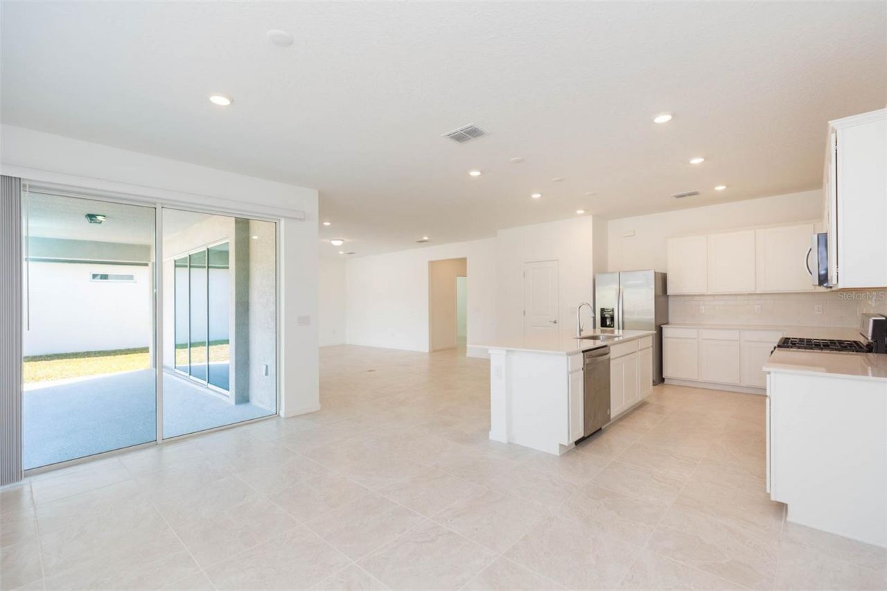 3044 Forest Meadow Avenue, Valrico, FL 33594 Photo