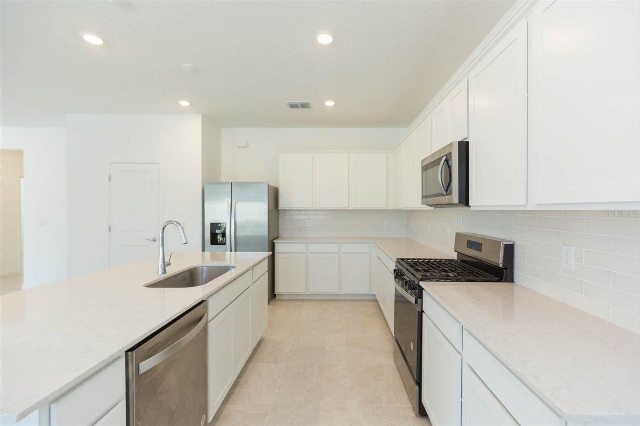 3044 Forest Meadow Avenue, Valrico, FL 33594 Photo