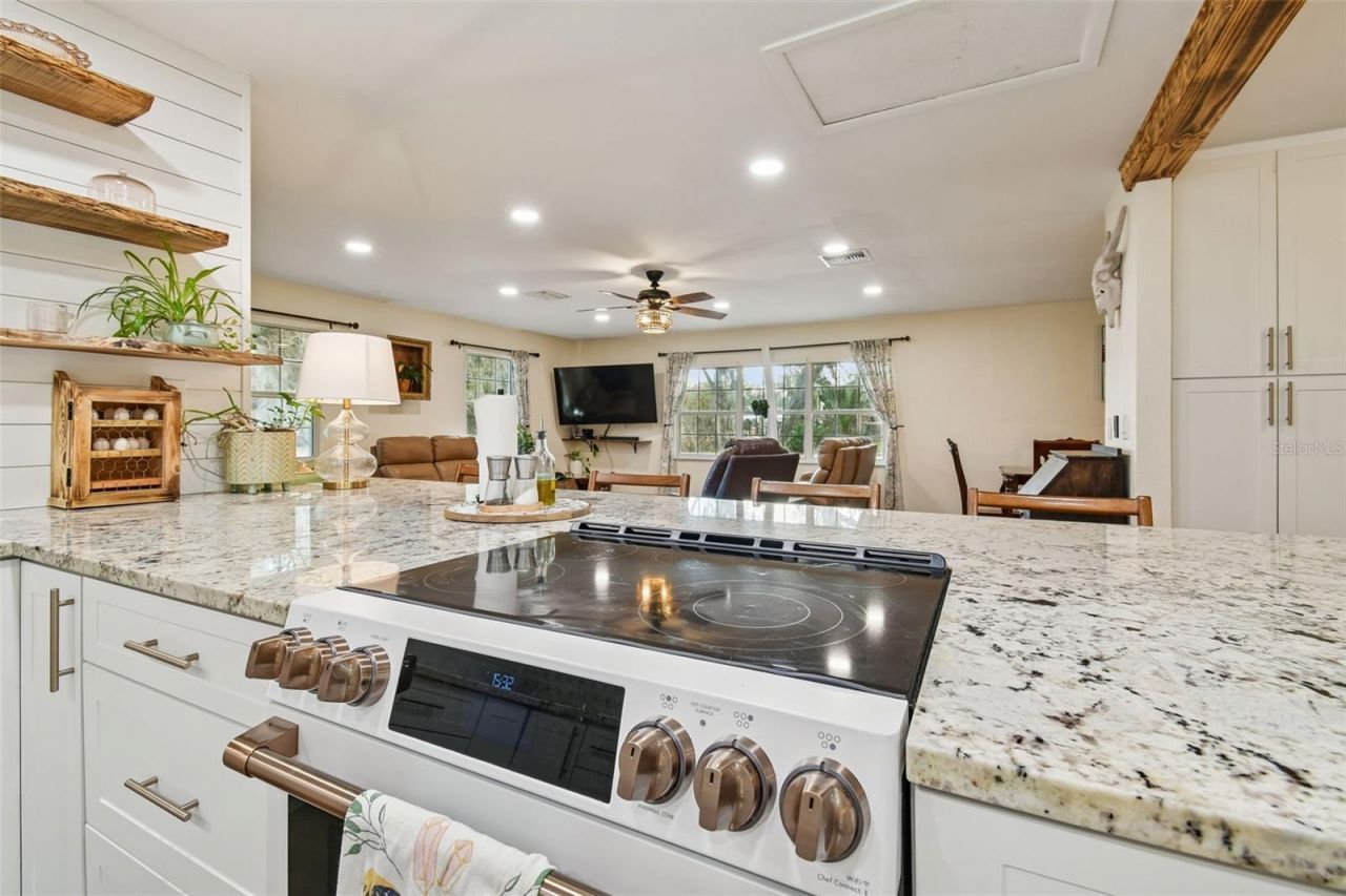3009 Jim Johnson Road, Plant City, FL 33566 Photo