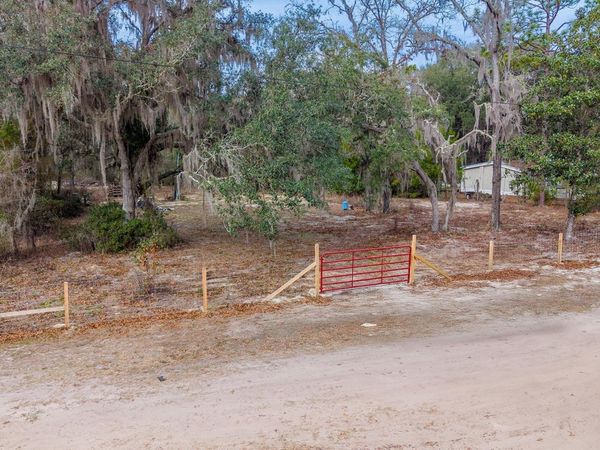 3216 MILL CREEK ROAD, MIDDLEBURG, FL 32068