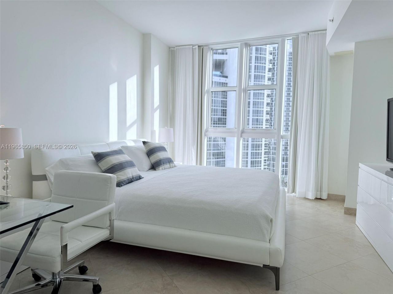 18201 Collins Ave, Unit 1501A, Sunny Isles Beach, FL 33160 Photo