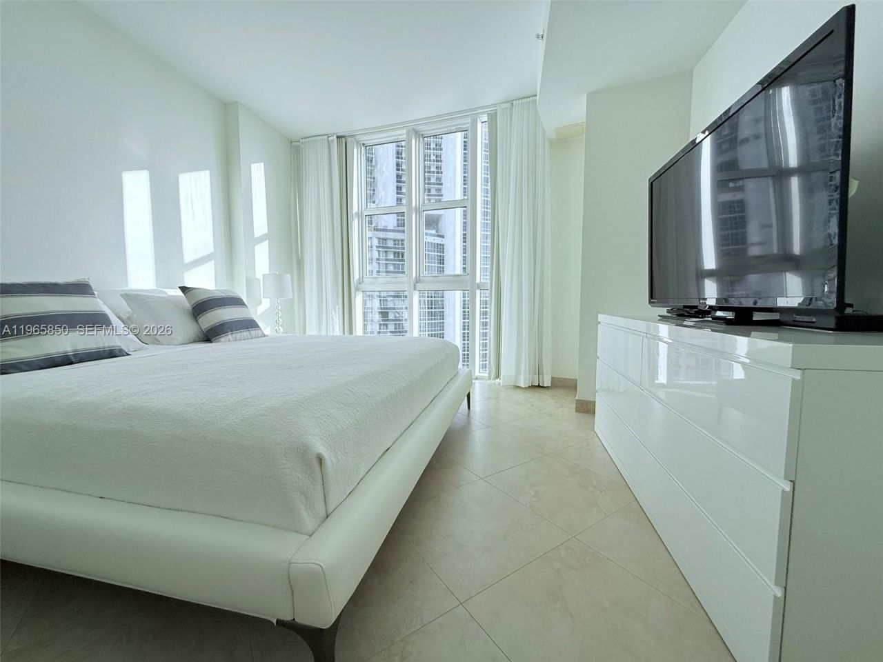 18201 Collins Ave, Unit 1501A, Sunny Isles Beach, FL 33160 Photo