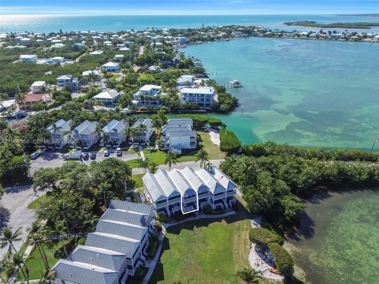 5101 Sunset Village Dr , Duck, FL 33050 Photo