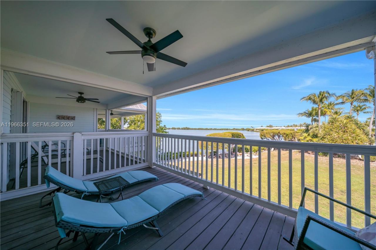 5101 Sunset Village Dr , Duck, FL 33050 Photo