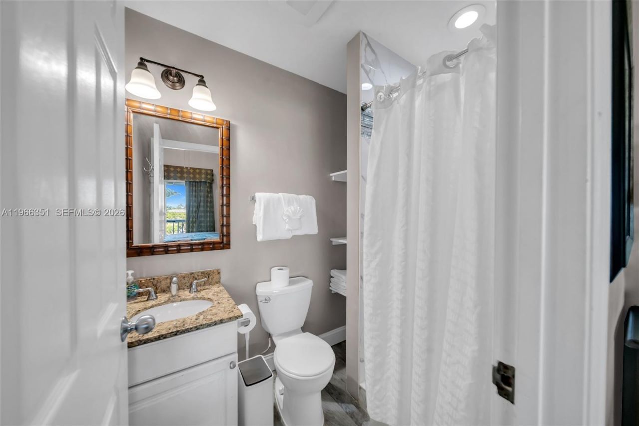 5101 Sunset Village Dr , Duck, FL 33050 Photo