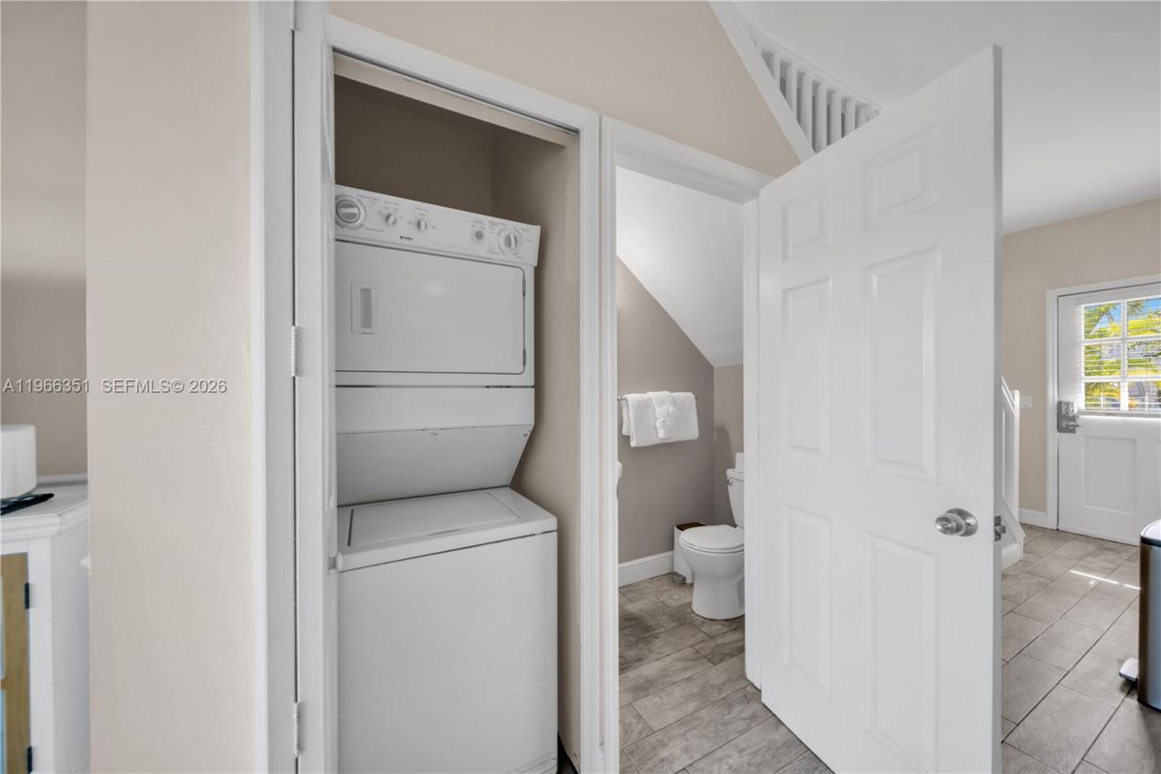 5101 Sunset Village Dr , Duck, FL 33050 Photo