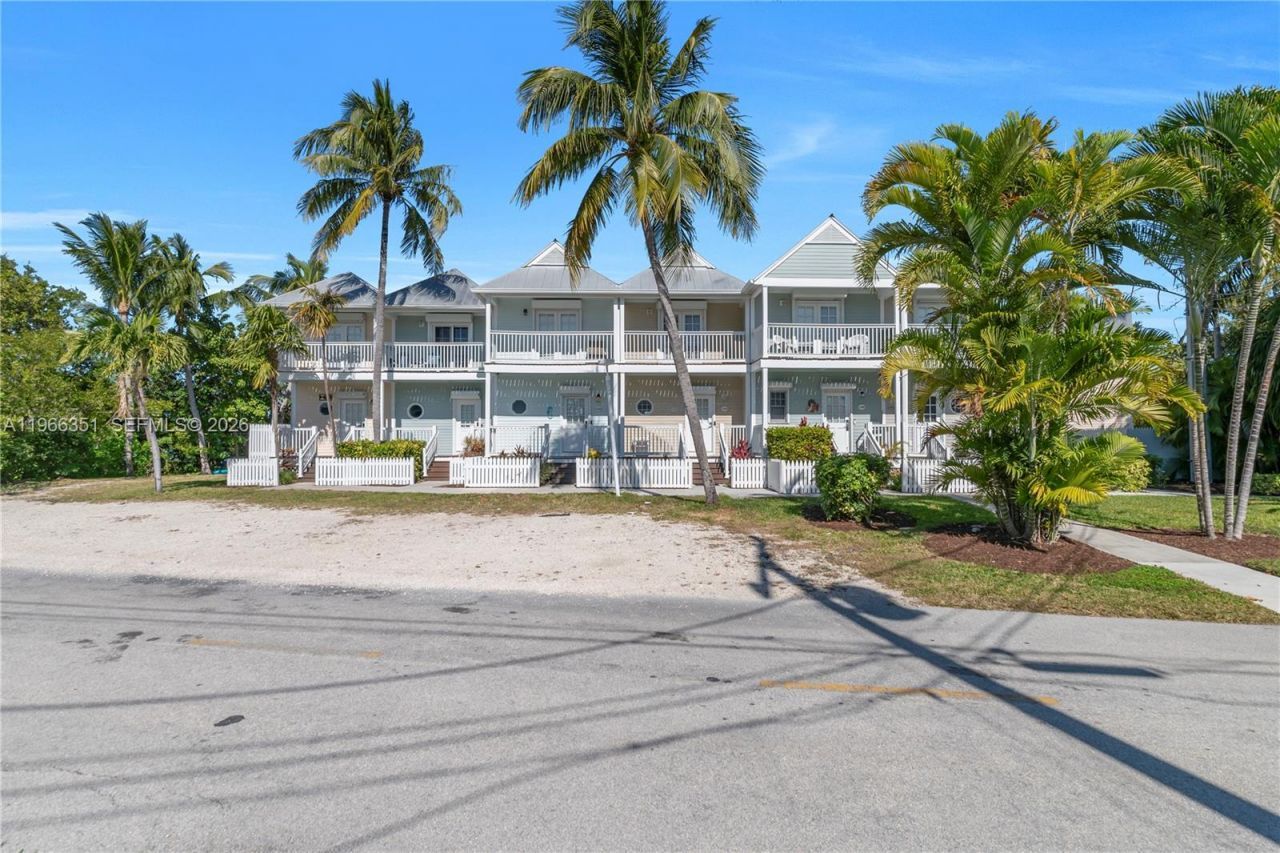 5101 Sunset Village Dr , Duck, FL 33050 Photo