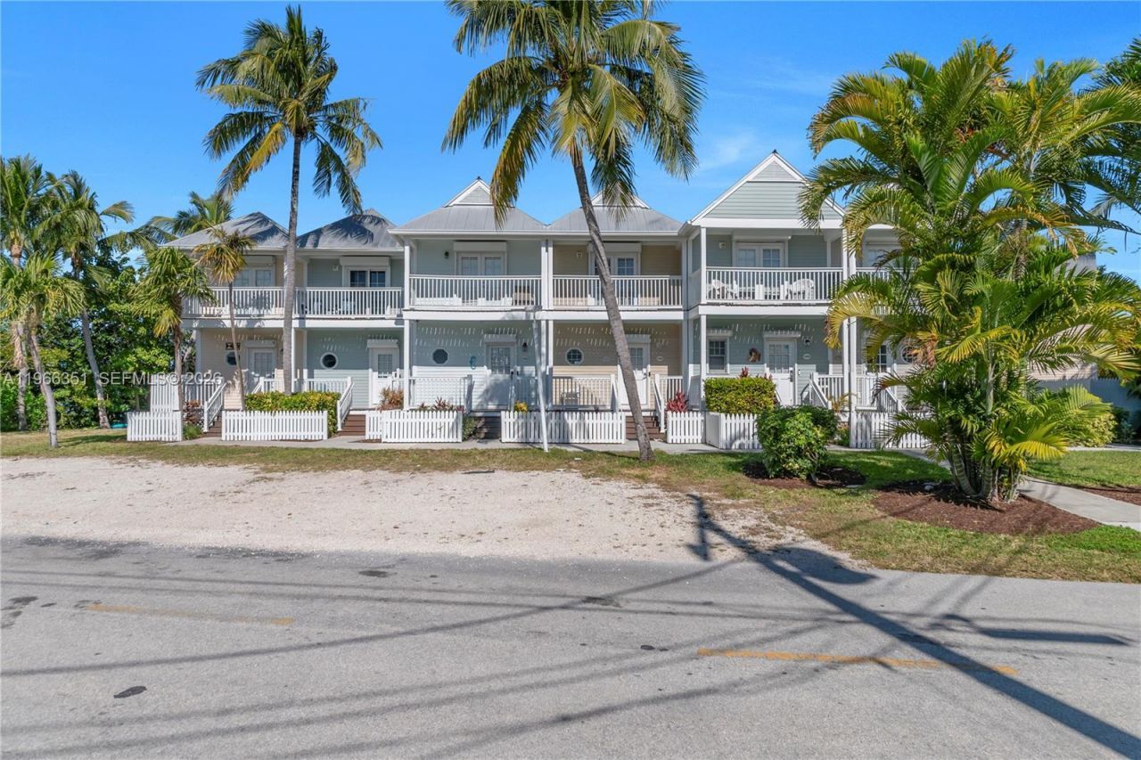 5101 Sunset Village Dr , Duck, FL 33050 Photo