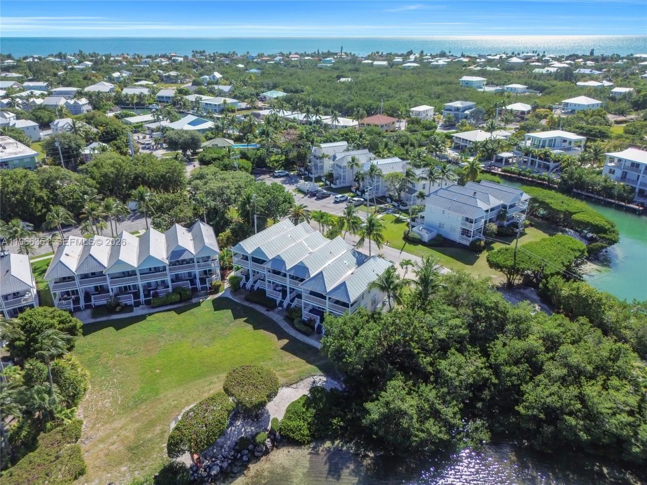 5101 Sunset Village Dr , Duck, FL 33050 Photo