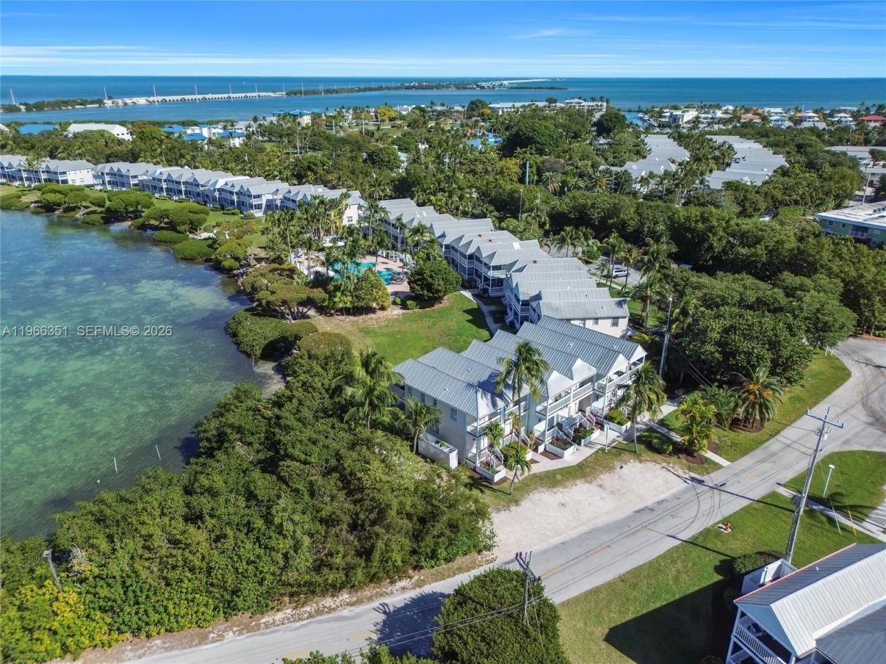 5101 Sunset Village Dr , Duck, FL 33050 Photo