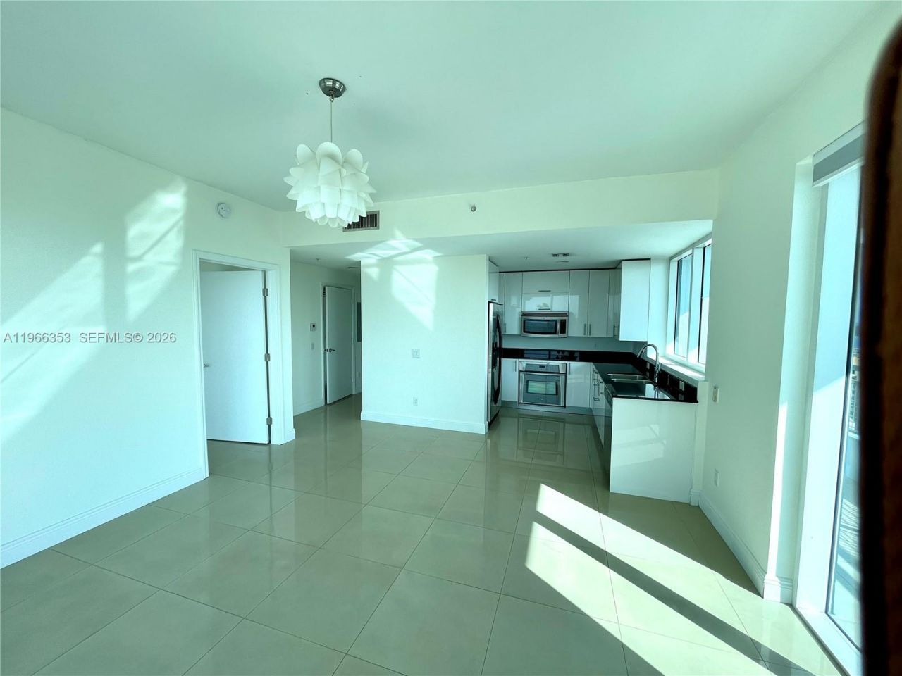 60 SW 13th St , Unit 2101, Miami, FL 33130 Photo