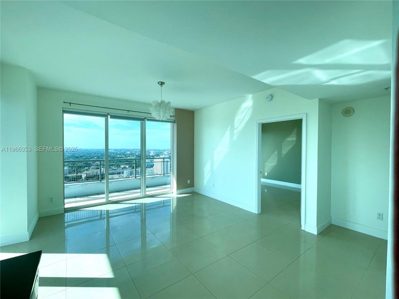 60 SW 13th St , Unit 2101, Miami, FL 33130 Photo