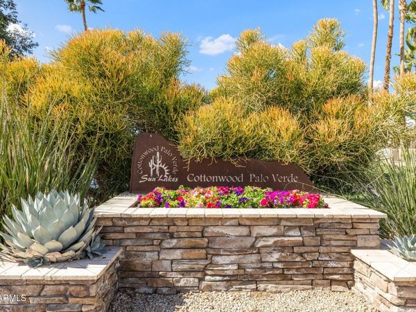 26409 S SADDLETREE Drive, Sun Lakes, AZ 85248