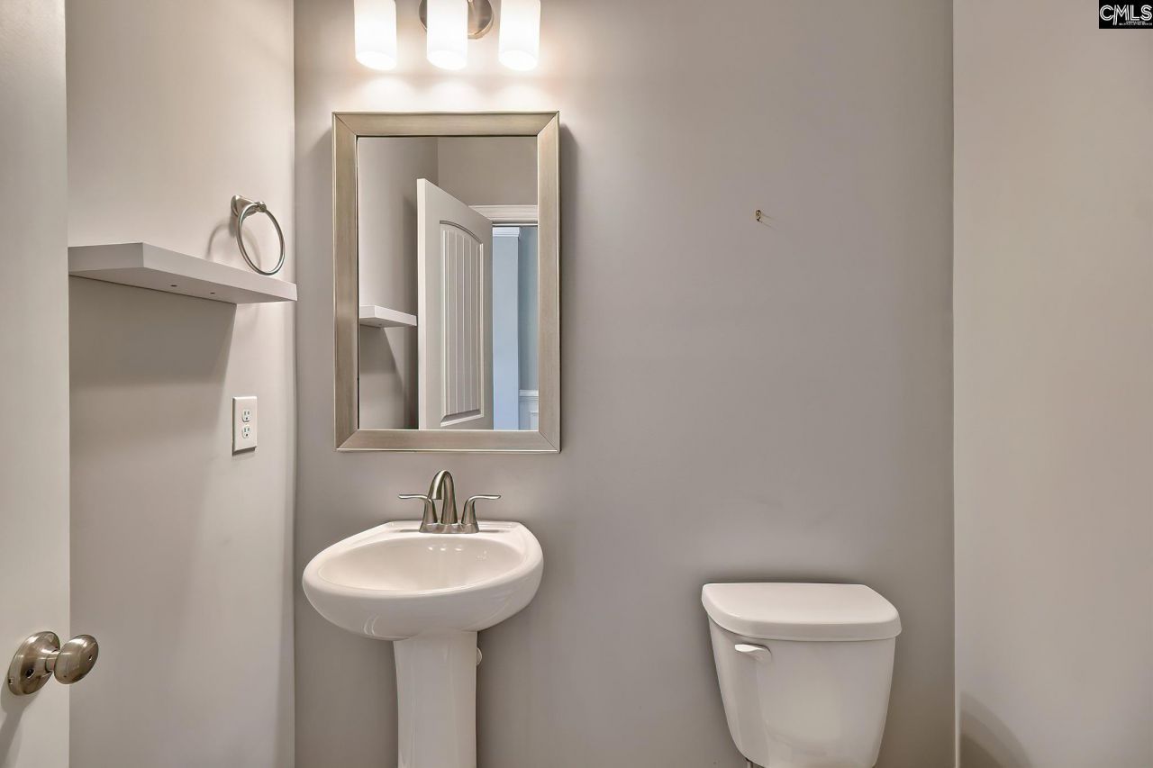 1420 Saugus Court Photo 31