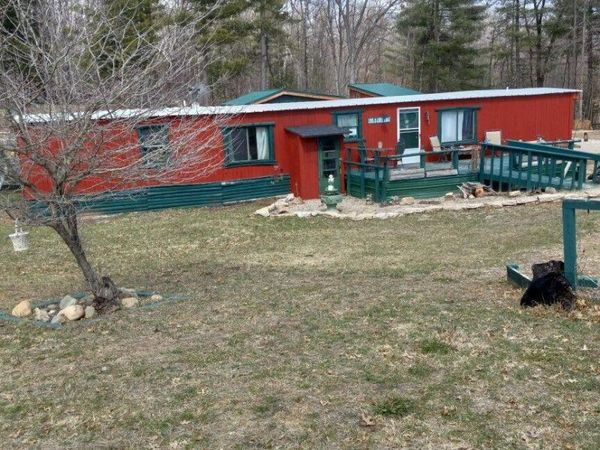 1555 Choctaw Trail, West Branch, MI 48661