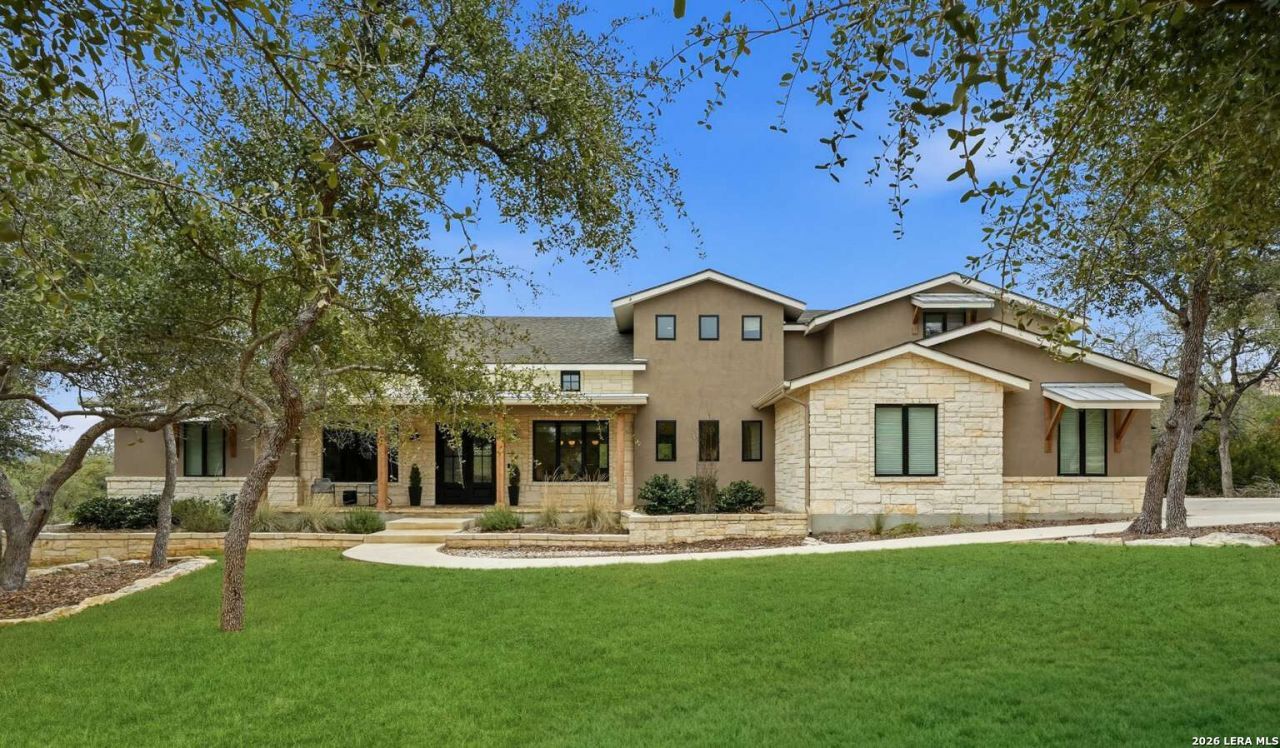 746 Panorama, Canyon Lake, TX 78133 Main Photo