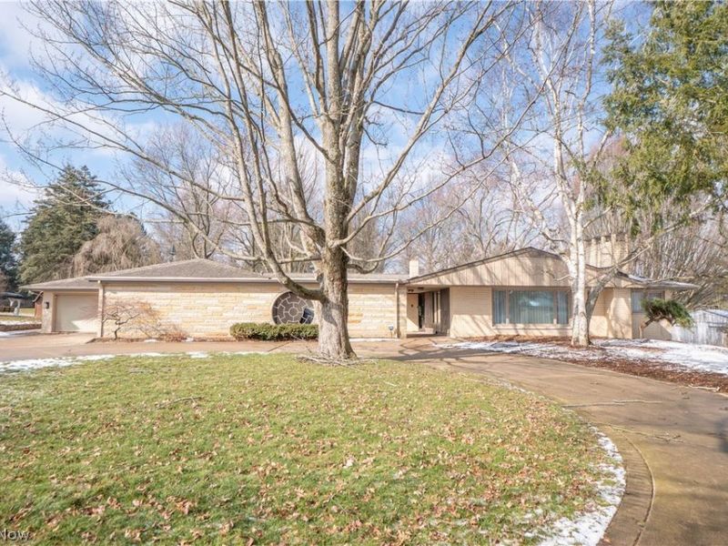 3615 Mountview Avenue, Alliance, OH 44601 Photo 1