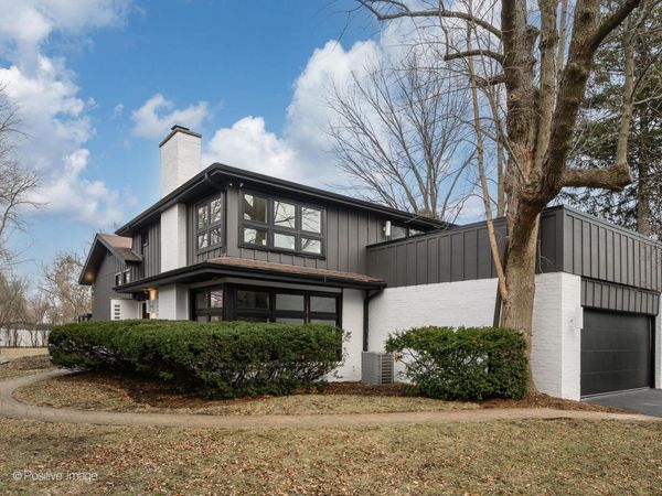 1077 Green Bay Road, Glencoe, IL 60022