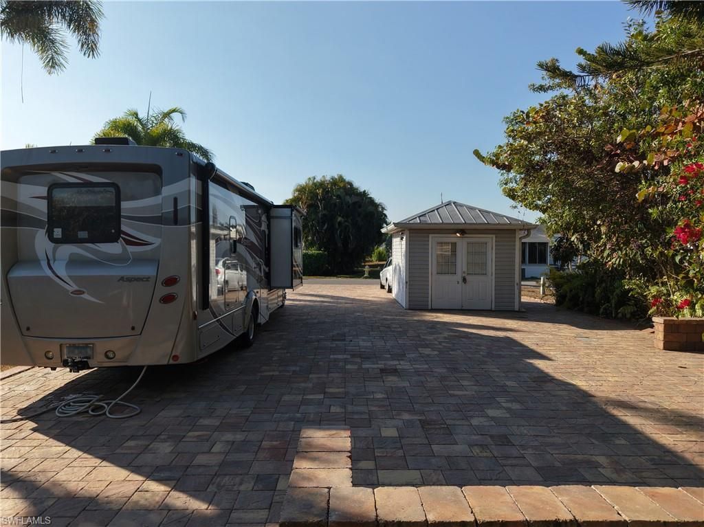 10337 Nightwood Dr., Fort Myers, FL 33905 Photo
