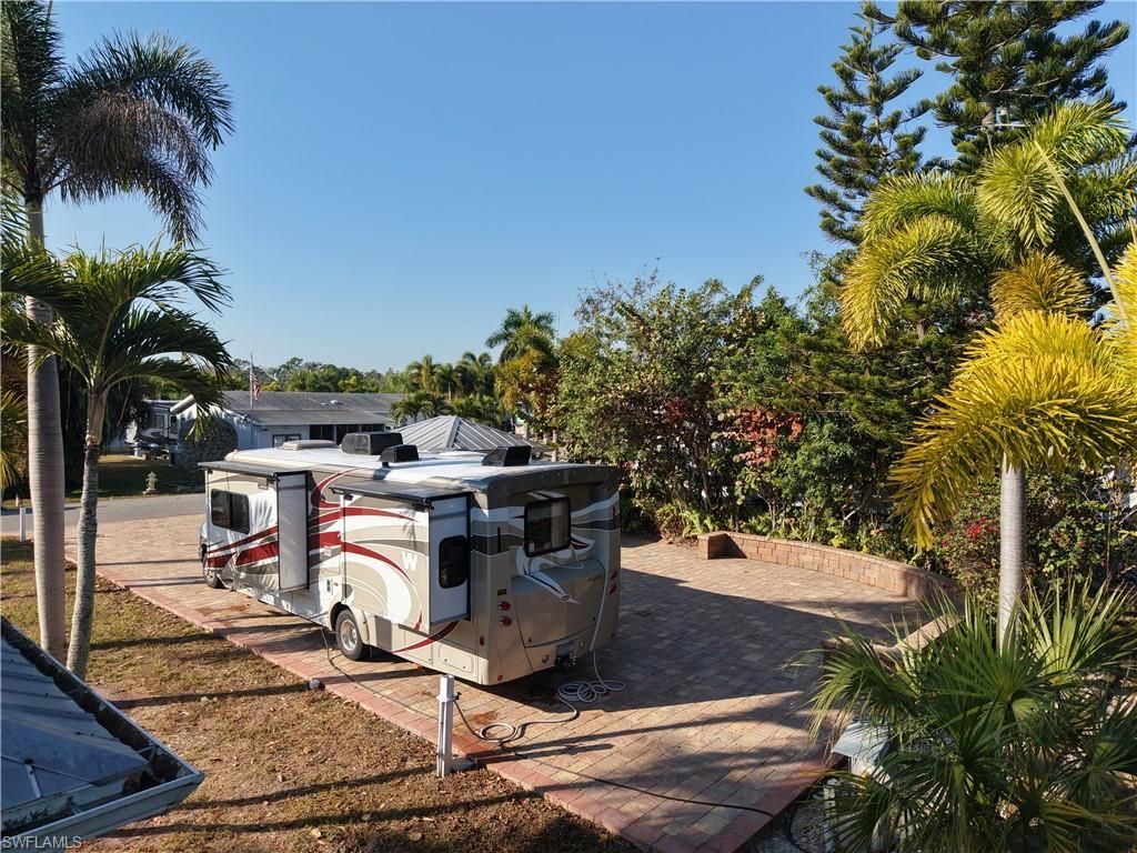 10337 Nightwood Dr., Fort Myers, FL 33905 Photo