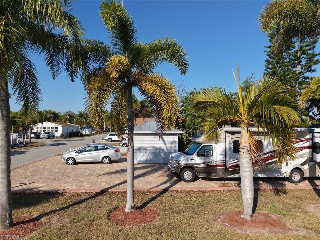 10337 Nightwood Dr., Fort Myers, FL 33905 Photo