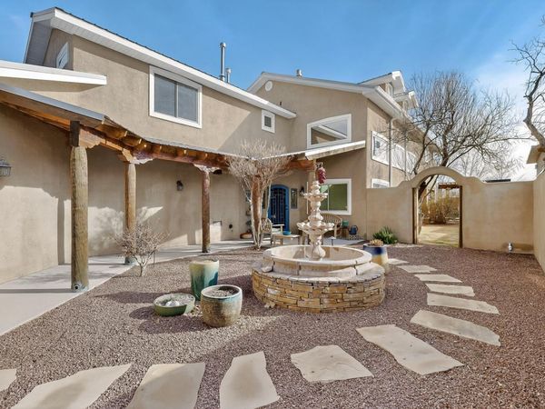 4530 San Isidro Street NW, Albuquerque, NM 87107