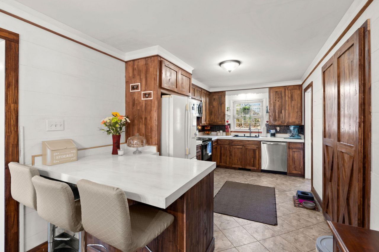 151 Grannys Lane Photo 12