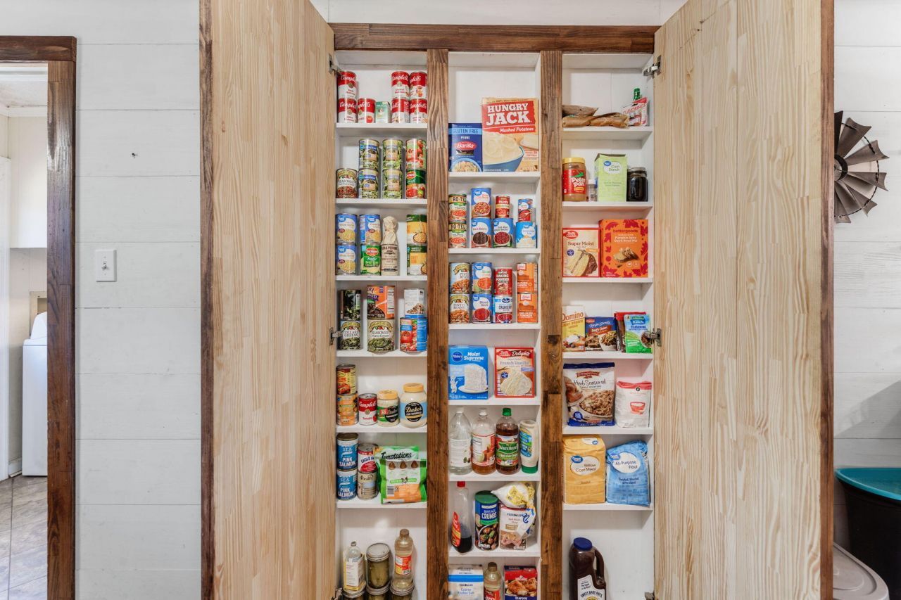 151 Grannys Lane Photo 17