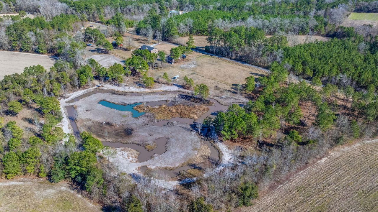 151 Grannys Lane Photo 36