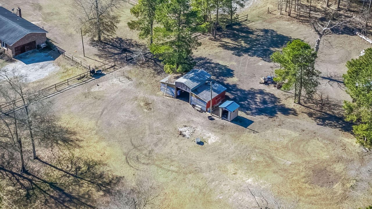 151 Grannys Lane Photo 42