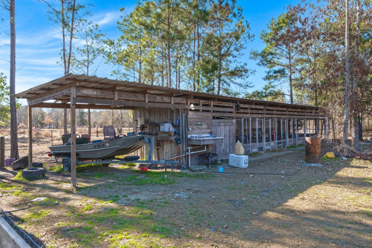 151 Grannys Lane Photo 45