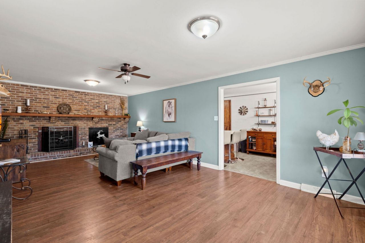 151 Grannys Lane Photo 5