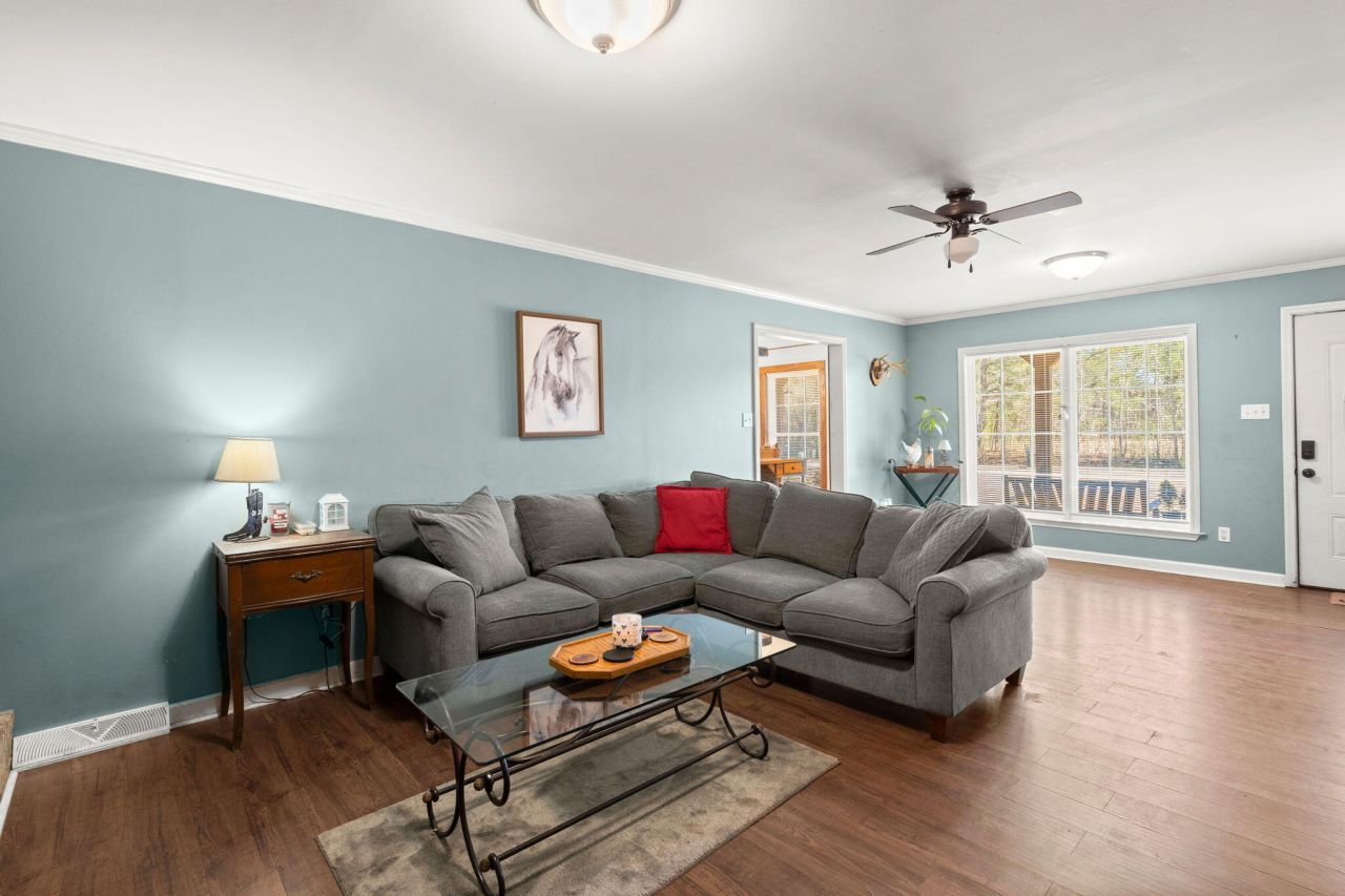 151 Grannys Lane Photo 8