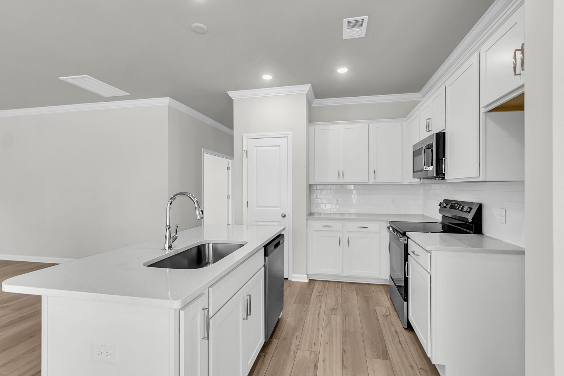 107 Old Creek Court Photo 15