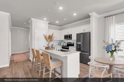 107 Old Creek Court photo 4