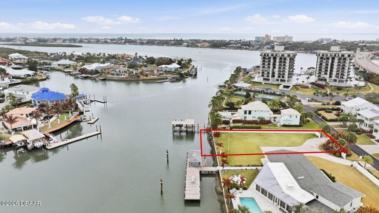 104 East Circle Drive, New Smyrna Beach, FL 32169 Photo