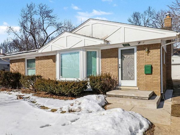 2925 Aurora Street, Ann Arbor, MI 48105