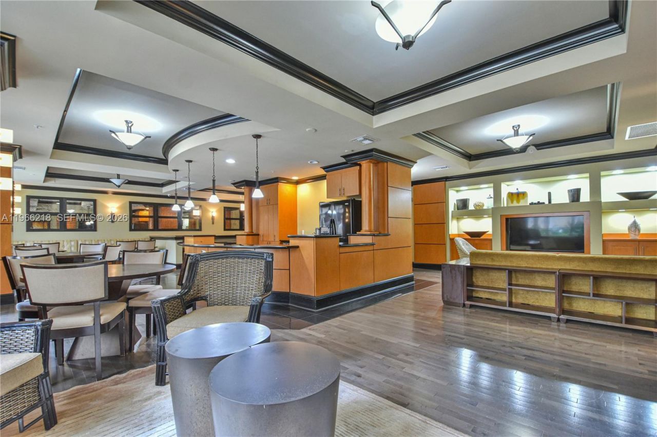 3001 NE 185th St , Unit 103, Aventura, FL 33180 Photo