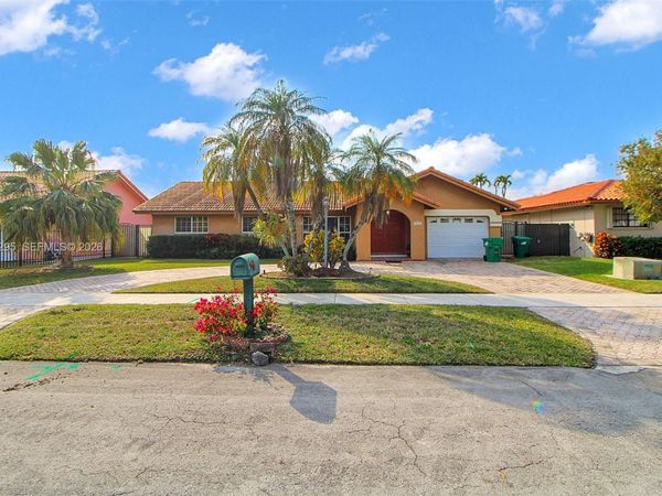 3420 SW 111th Ave, Miami, FL 33165