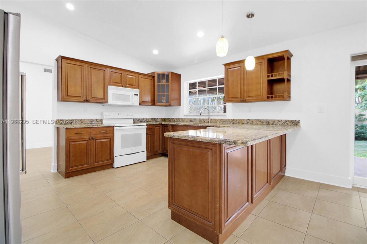 3420 SW 111th Ave, Miami, FL 33165 Photo