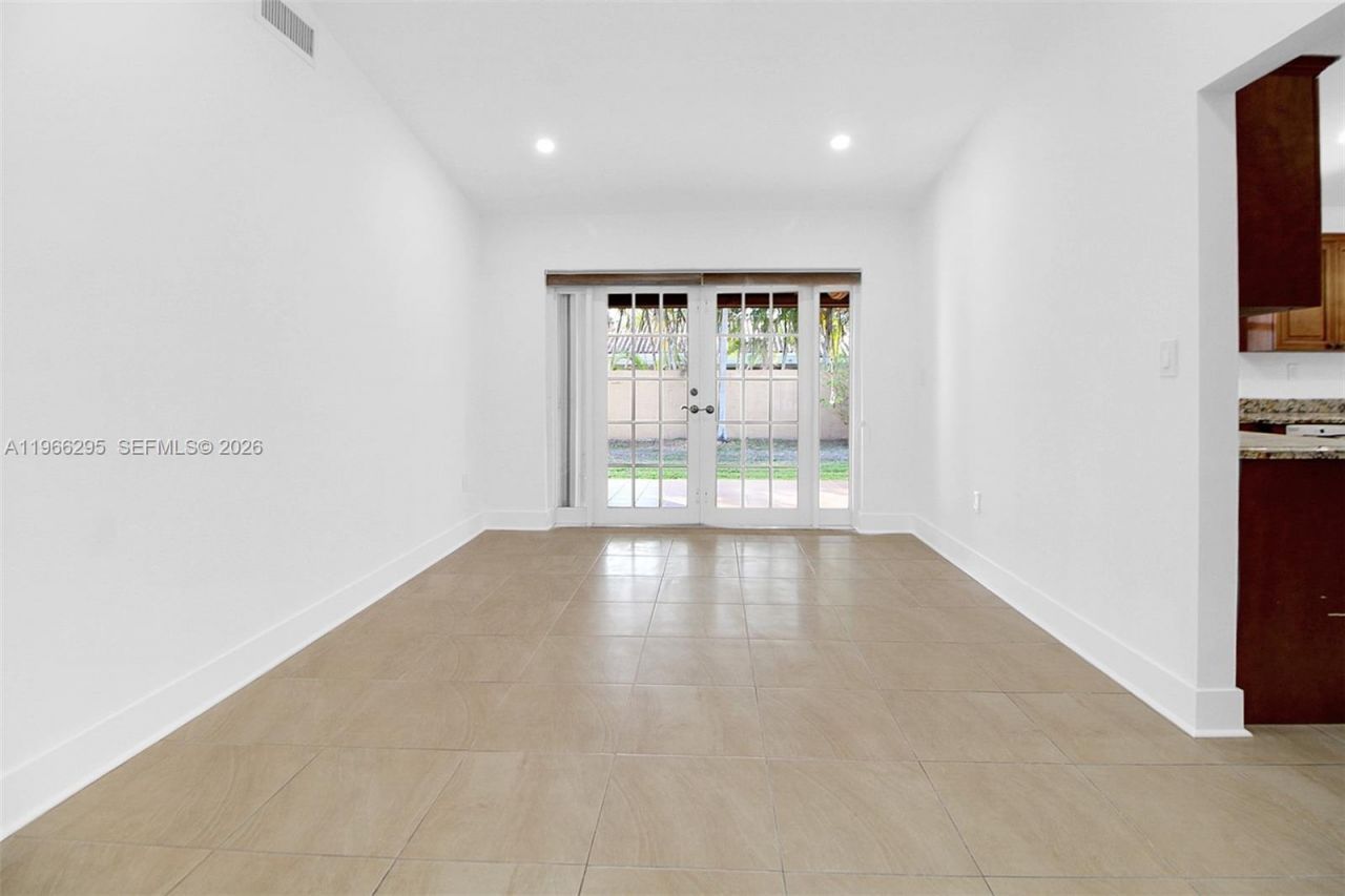 3420 SW 111th Ave, Miami, FL 33165 Photo