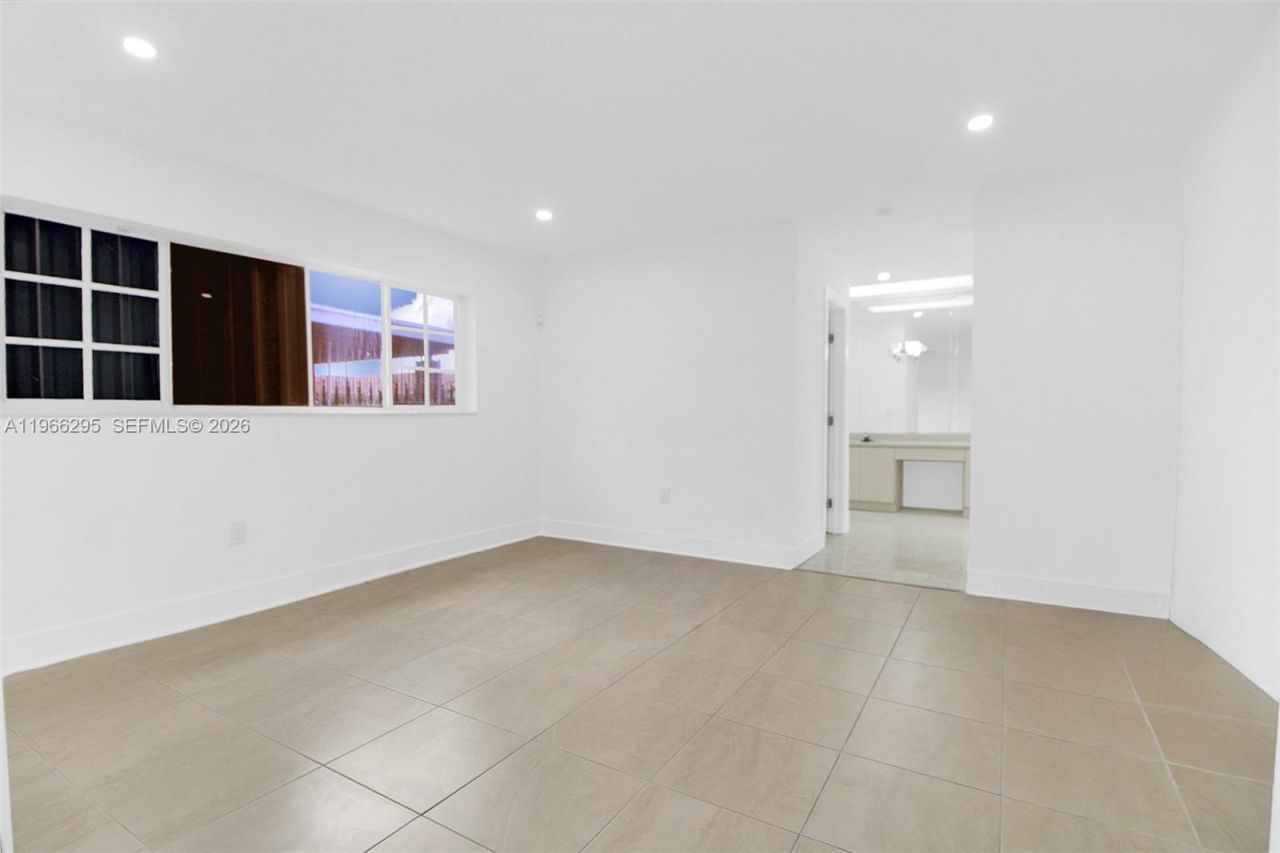 3420 SW 111th Ave, Miami, FL 33165 Photo