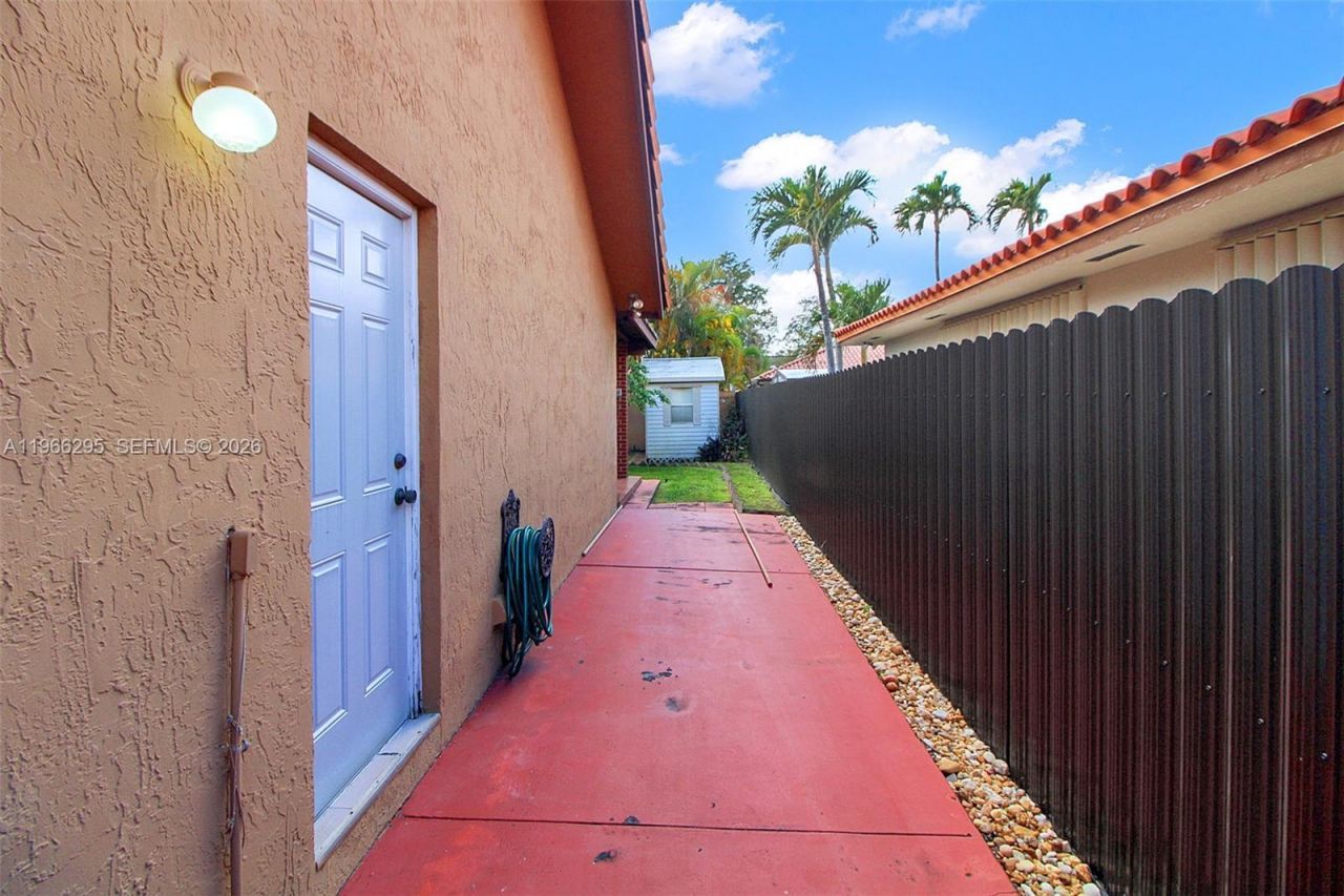 3420 SW 111th Ave, Miami, FL 33165 Photo