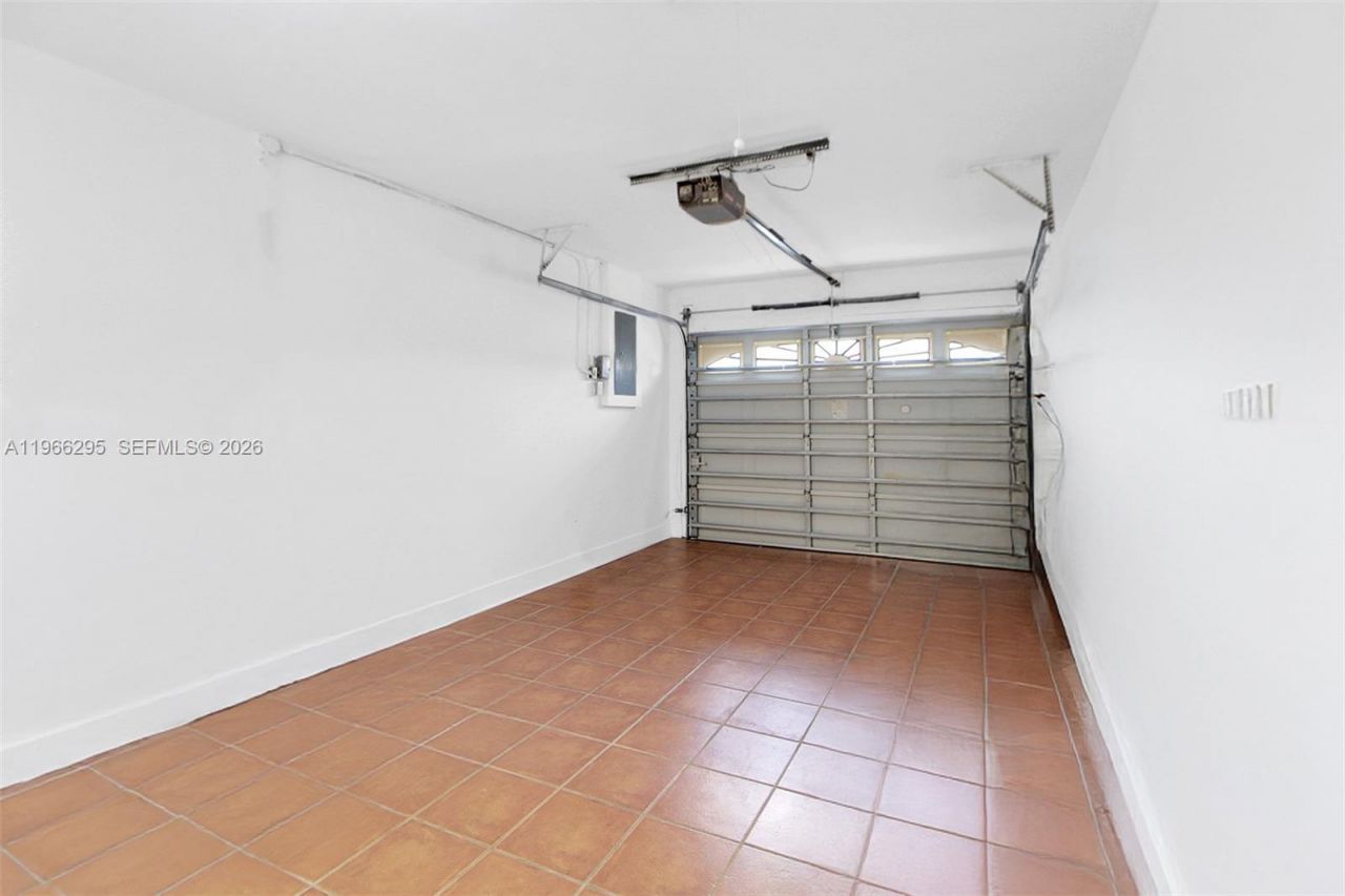 3420 SW 111th Ave, Miami, FL 33165 Photo